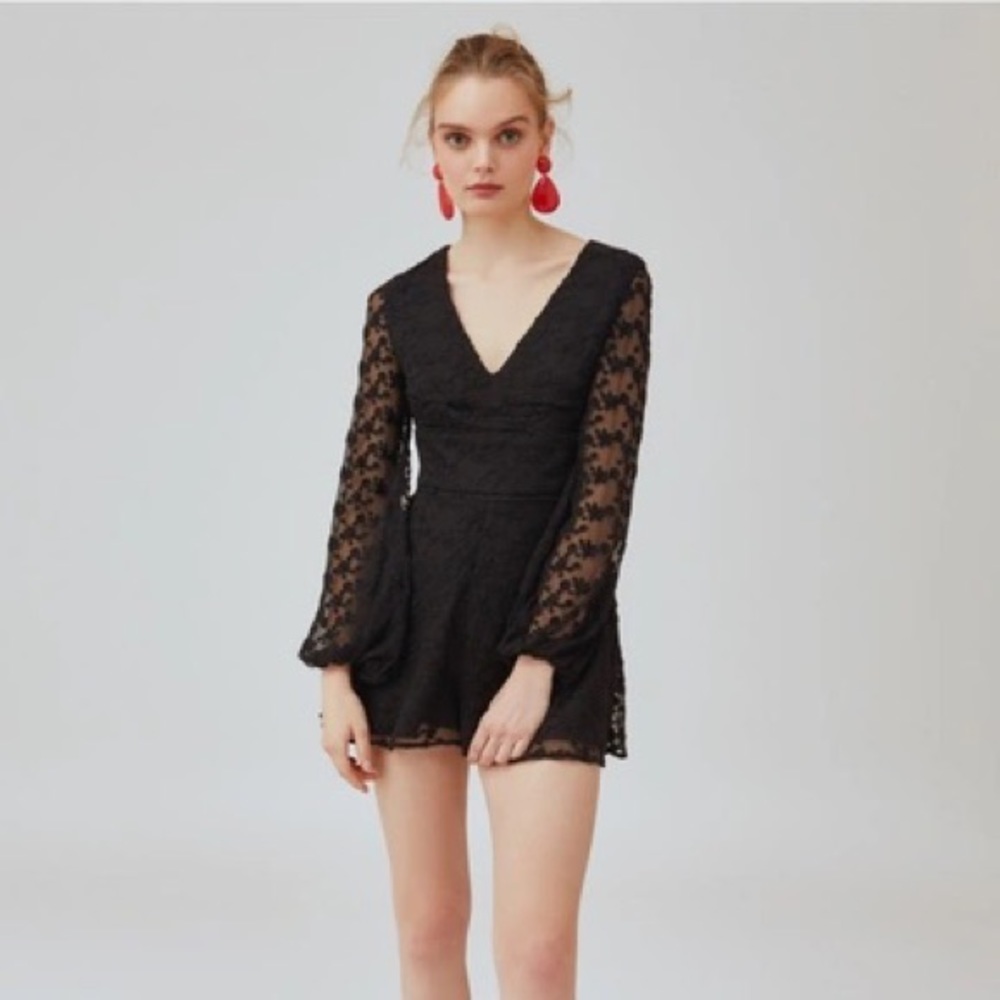 Keepsake lace black Romper NEW